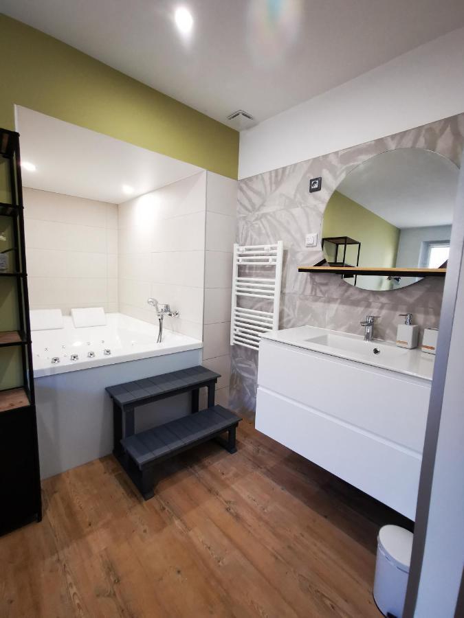 Jacuzzi Terrasse 86 - Terrasse & Climatisation - 4 Personnes - Bnb 에페르네이 외부 사진